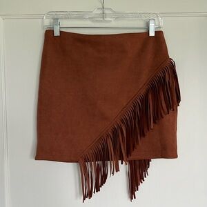 Windsor cowgirl-chic faux suede brown fringe mini skirt medium